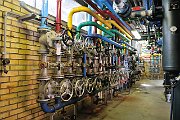 slides/100627_398_a.html