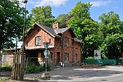slides/100627_445_a.html
