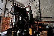 slides/100912_104_a.html