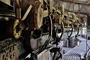 slides/100806_068_a.html