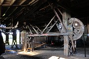 slides/100806_137_a.html