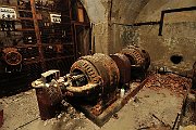 slides/091024_065_a.html