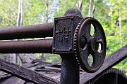 slides/090521_056_a.html