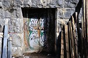 slides/090404_066_a.html