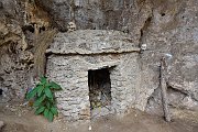 slides/141116_011_a.html